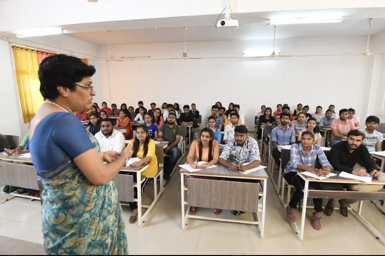 Indrashil University Rajpur Kadi Classrooms photo 8